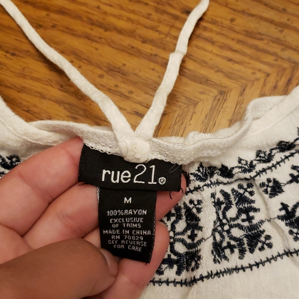 Tank top - Picture 2 of 2